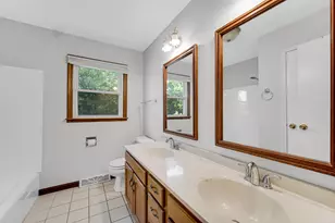 267 W 100 S, Valparaiso, IN 46385 - Photo 14