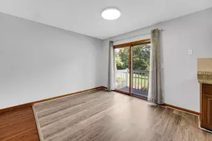 267 W 100 S, Valparaiso, IN 46385 - Photo 6