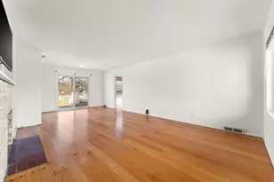 323 S Home Ave, Rensselaer, IN 47978 - Photo 6