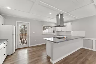 2602 Oakwood Ave, Valparaiso, IN 46383 - Photo 4