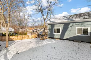 303 Union St, Valparaiso, IN 46383 - Photo 26