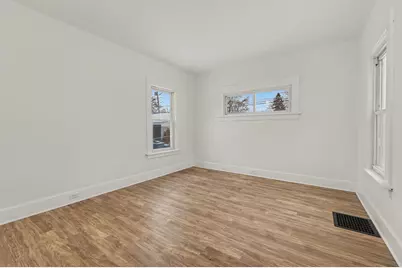 310 Planett Street, La Porte, IN 46350 - Photo 12