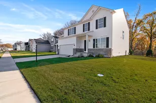 10350 Nevada Ct, Crown Point, IN 46307 - Photo 2