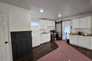 3608 W 73rd Ct, Merrillville, IN 46410 - Photo 18