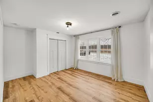 1411 W Beam St, Chesterton, IN 46304 - Photo 12