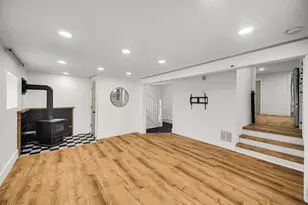 1411 W Beam St, Chesterton, IN 46304 - Photo 6