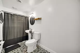 1411 W Beam St, Chesterton, IN 46304 - Photo 16