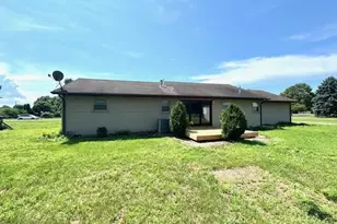 2760 S Lovelia Dr, Knox, IN 46534 - Photo 26