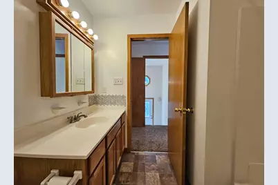 647 N Calumet Road, Chesterton, IN 46304 - Photo 20