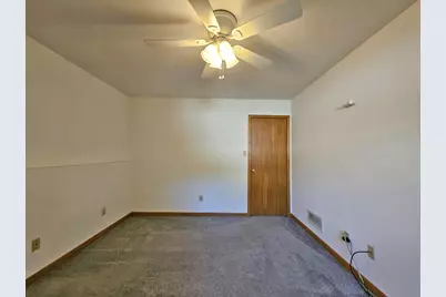 647 N Calumet Road, Chesterton, IN 46304 - Photo 38