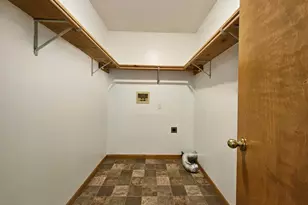 647 N Calumet Rd, Chesterton, IN 46304 - Photo 26