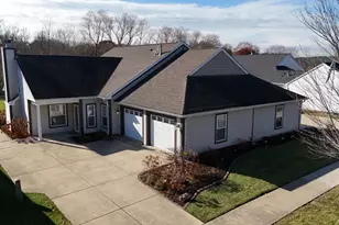 8951 Norris Dr, Hobart, IN 46342 - Photo 2