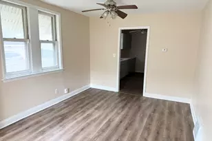 1120 Mulberry St, Hammond, IN 46324 - Photo 2