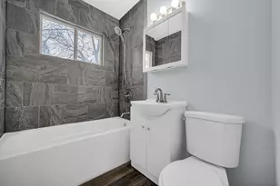 436 E 47th Pl, Gary, IN 46409 - Photo 14