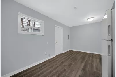 436 E 47th Place, Gary, IN 46409 - Photo 10