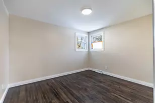 8406 Ellsworth Ct, Merrillville, IN 46410 - Photo 36