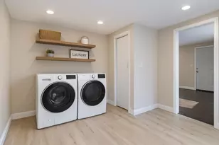 8406 Ellsworth Ct, Merrillville, IN 46410 - Photo 22