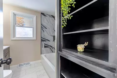 8406 Ellsworth Court, Merrillville, IN 46410 - Photo 32