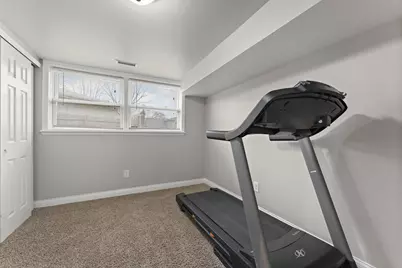 919 W 69th Place, Merrillville, IN 46410 - Photo 18