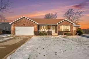 1325 Wildwood Dr, Lowell, IN 46356 - Photo 2