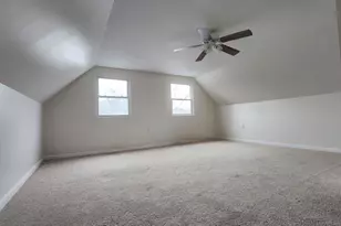 723 Fox River Rd, Valparaiso, IN 46385 - Photo 6