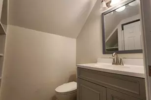 723 Fox River Rd, Valparaiso, IN 46385 - Photo 4