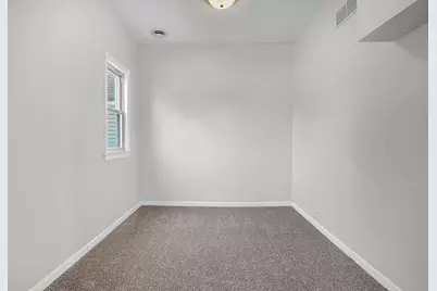 105 E Bates Street, Hebron, IN 46341 - Photo 12