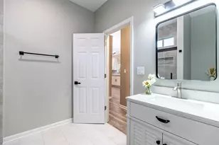 2290 Newton St, Lake Station, IN 46405 - Photo 24