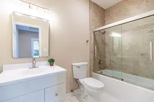 2290 Newton St, Lake Station, IN 46405 - Photo 20