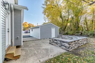 2290 Newton St, Lake Station, IN 46405 - Photo 30