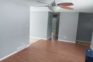 4806 Lynn Ln, Valparaiso, IN 46383 - Photo 4