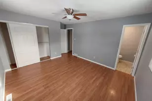 4806 Lynn Ln, Valparaiso, IN 46383 - Photo 8