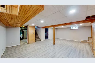 218 N Ash Street, Hobart, IN 46342 - Photo 32