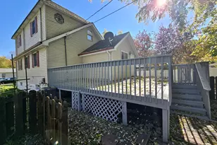 218 N Ash St, Hobart, IN 46342 - Photo 38