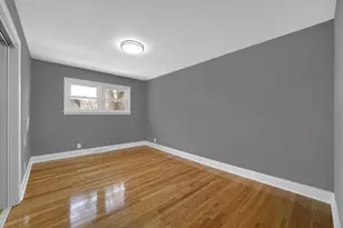 8228 Greenwood Ave, Munster, IN 46321 - Photo 14