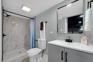 8228 Greenwood Ave, Munster, IN 46321 - Photo 18