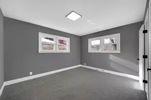 8228 Greenwood Ave, Munster, IN 46321 - Photo 8