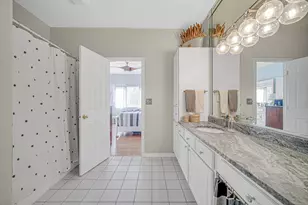 237 Azalea Dr, Hobart, IN 46342 - Photo 10