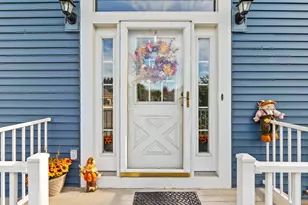 372 Radcliff Dr, Valparaiso, IN 46383 - Photo 4