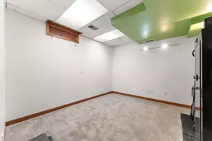 602 Brunswick Ct, Valparaiso, IN 46383 - Photo 26