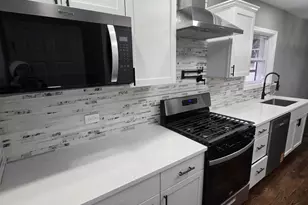 2100 W 2nd Ave, Gary, IN 46404 - Photo 6