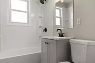 253 S Greenwich St, Valparaiso, IN 46383 - Photo 8