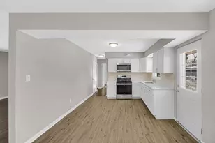 326 S Lasalle St, Hobart, IN 46342 - Photo 18