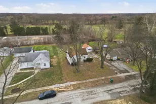 1017 W 63rd Ave, Merrillville, IN 46410 - Photo 20