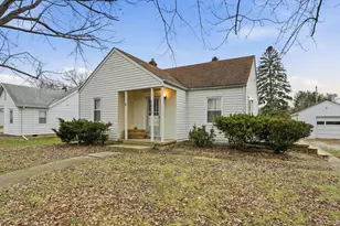 1017 W 63rd Ave, Merrillville, IN 46410 - Photo 2