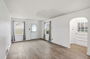 1017 W 63rd Ave, Merrillville, IN 46410 - Photo 4