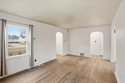 1017 W 63rd Avenue, Merrillville, IN 46410 - Photo 6