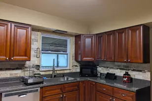 23180 Whitcomb St, Lowell, IN 46356 - Photo 12