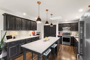 9280 Monix Dr, Saint John, IN 46373 - Photo 12