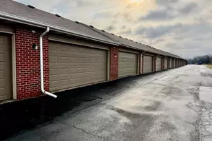 11610 Broadway, Crown Point, IN 46307 - Photo 14